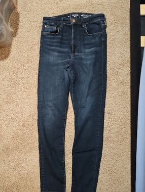 H&M Men’s Skinny Jeans in Dark Blue Wash